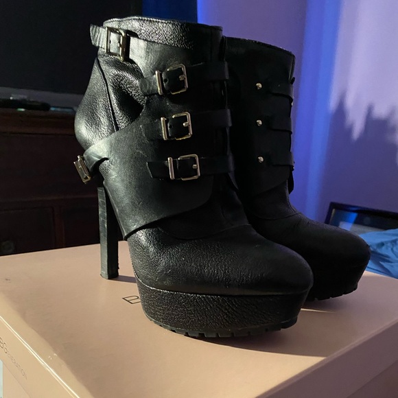 BCBGeneration Booties - Picture 3 of 4